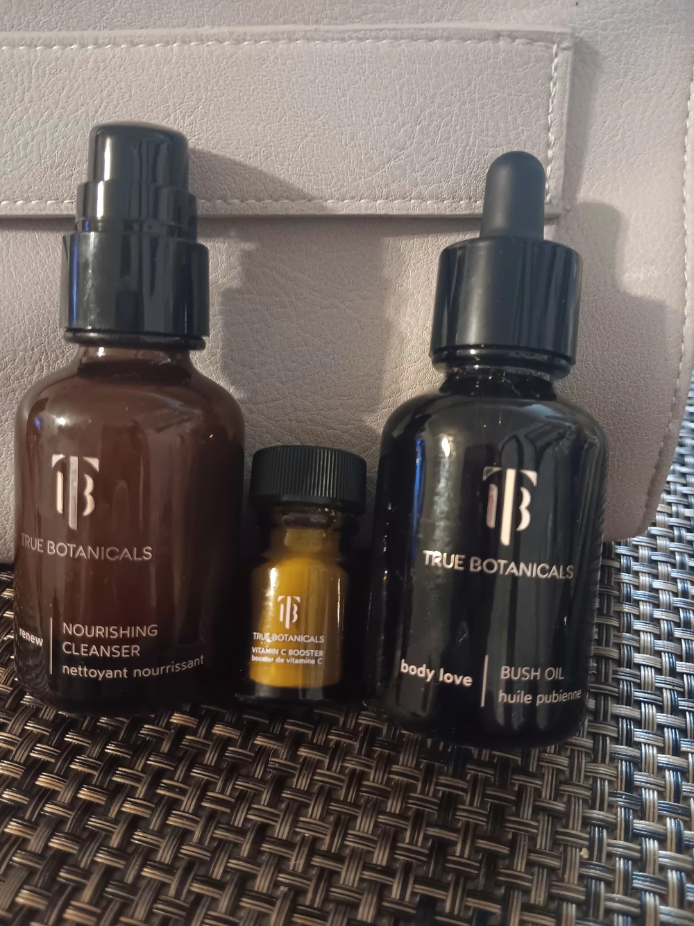 True Botanicals Nourishing Cleanser & Bush Oil Duo — With A Bonus Vitmain C